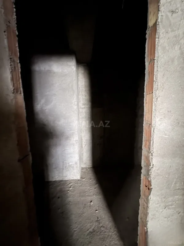 Satılır 2 otaqlı mənzil 85 m²