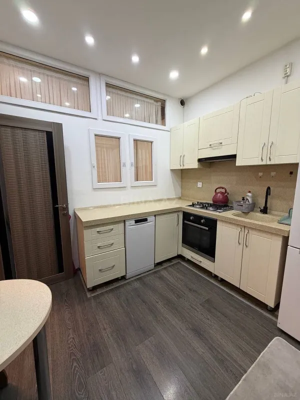 Satılır 2 otaqlı mənzil 52 m²