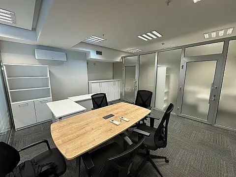 Kirayə verilir 6 otaqlı ofis 236 m²