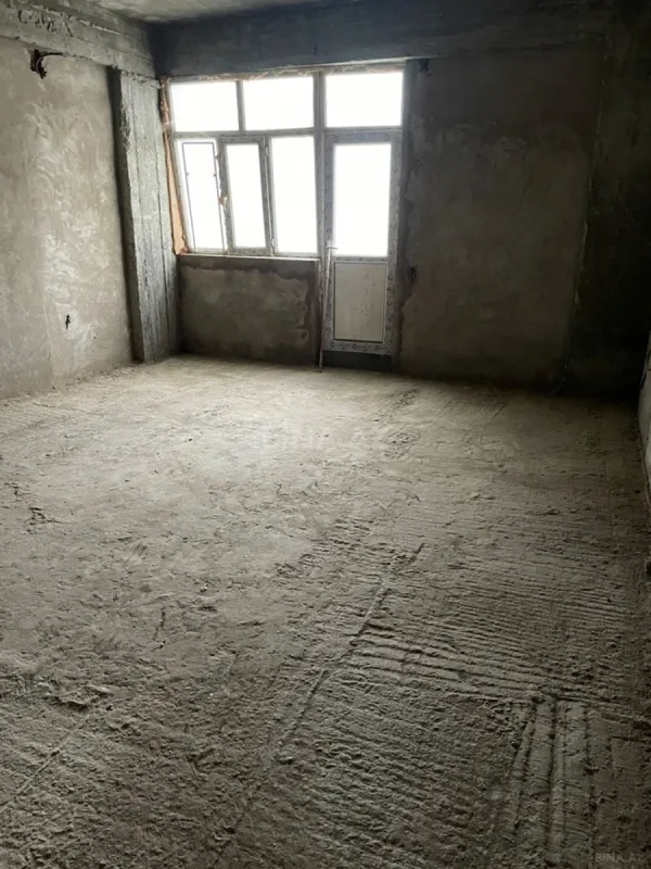 Satılır 3 otaqlı mənzil 138 m²