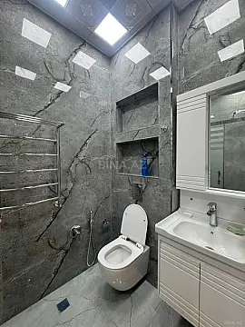 Kirayə verilir 4 otaqlı mənzil 170 m²