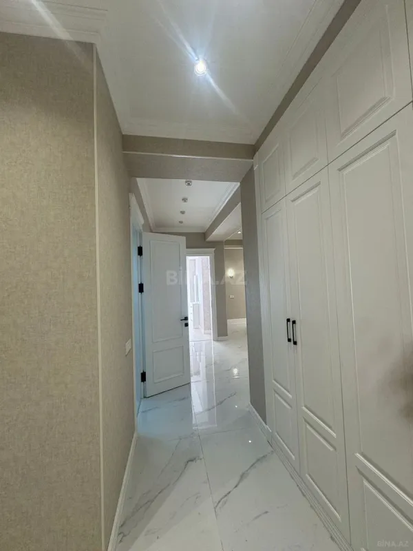 Kirayə verilir 4 otaqlı mənzil 170 m²