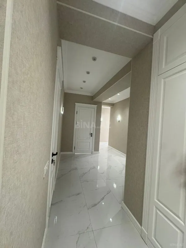 Kirayə verilir 4 otaqlı mənzil 170 m²