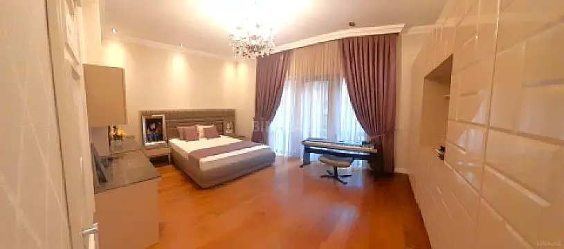 Satılır 4 otaqlı mənzil 205 m² — Bakı 4 otaq 205.00 m²