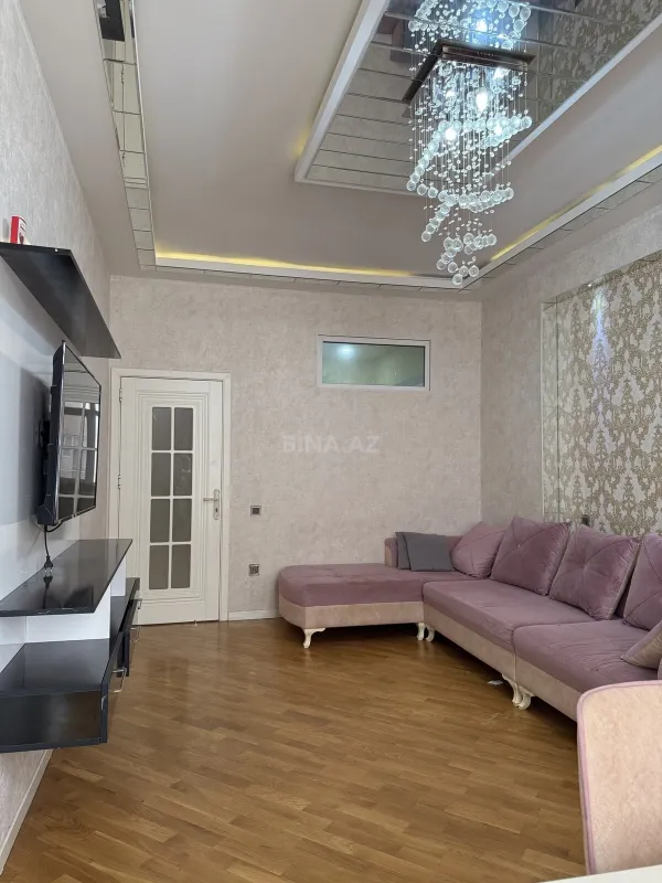 Kirayə verilir 2 otaqlı mənzil 75 m²