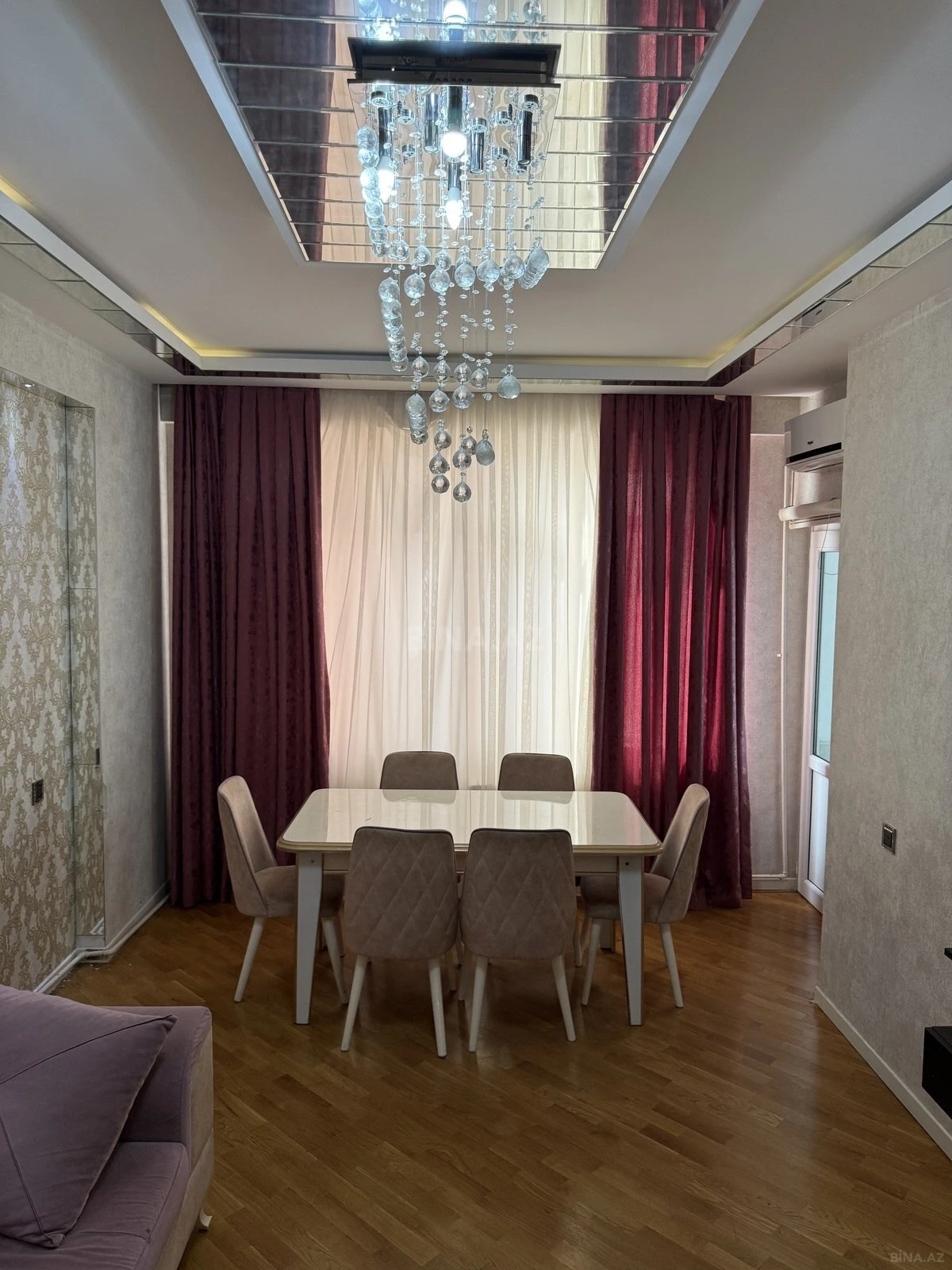 Kirayə verilir 2 otaqlı mənzil 75 m²