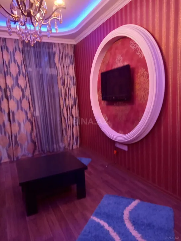 Kirayə verilir 2 otaqlı mənzil 54 m²