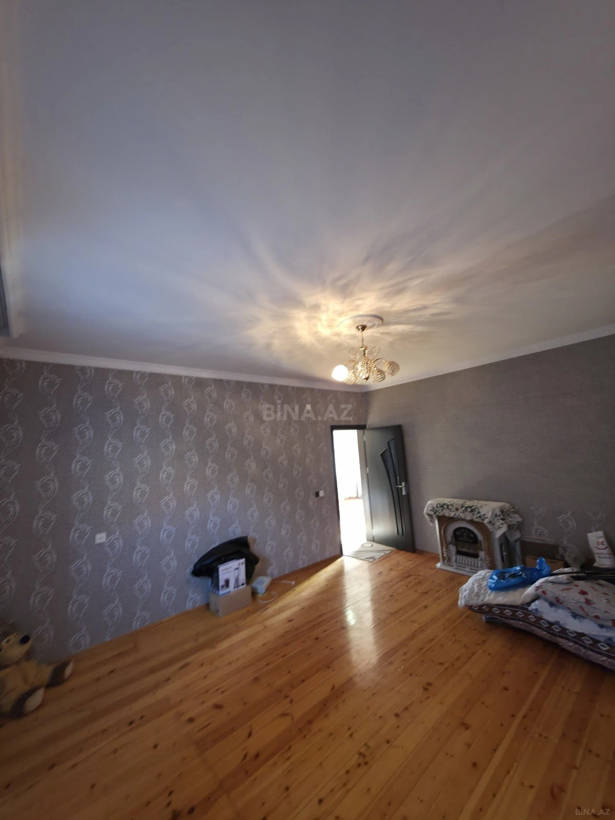 Satılır 3 otaqlı həyət evi 300 m²