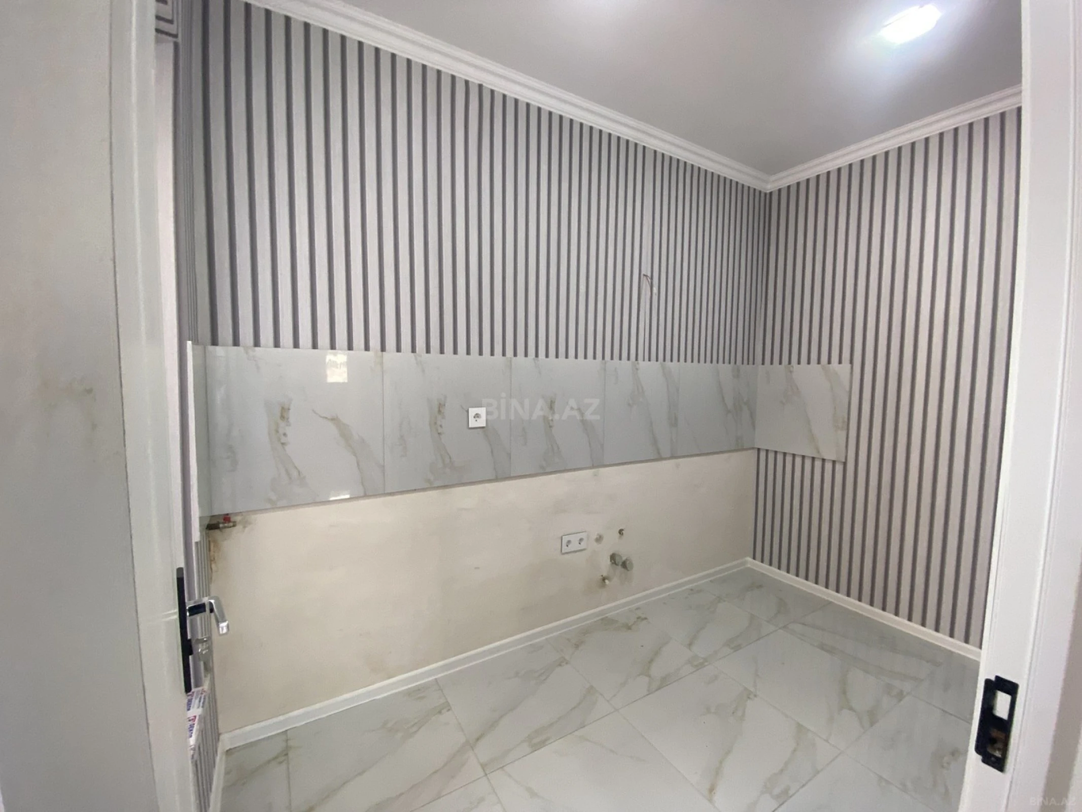 Satılır 2 otaqlı həyət evi 65 m²