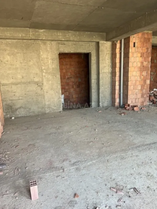 Satılır 3 otaqlı mənzil 120 m²