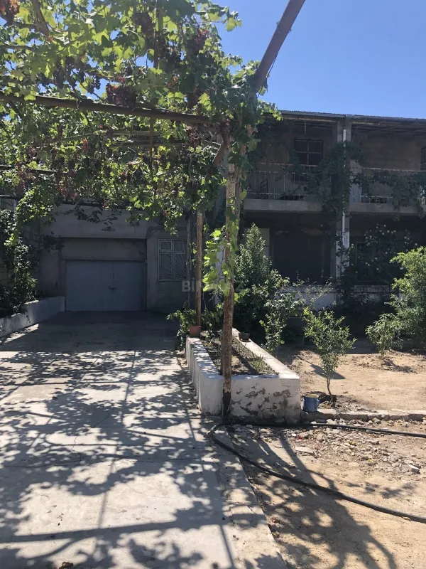 Satılır torpaq sahəsi 10 m²