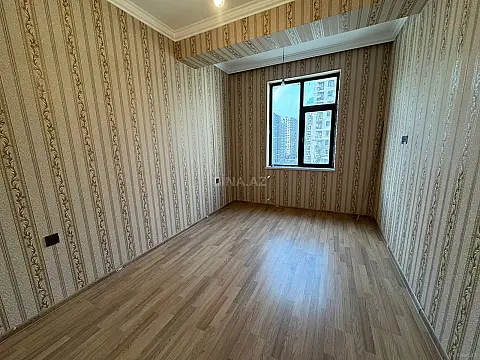 Satılır 3 otaqlı mənzil 112 m²