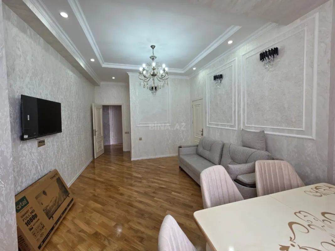 Kirayə verilir 2 otaqlı mənzil 60 m²