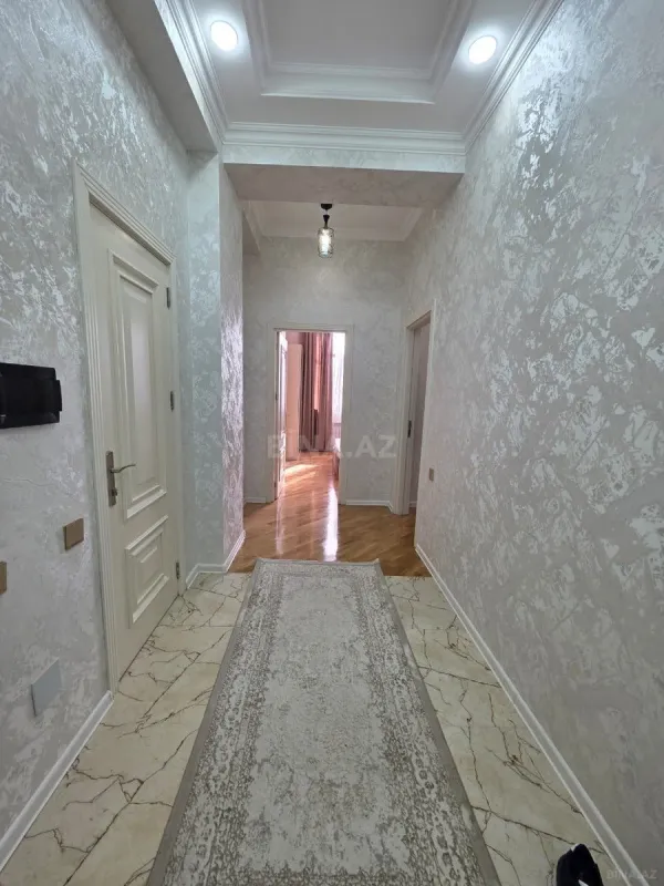 Kirayə verilir 2 otaqlı mənzil 60 m²