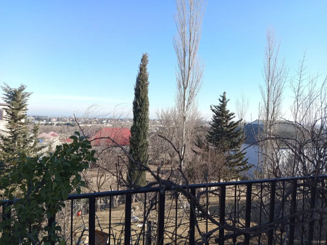 Satılır 4 otaqlı həyət evi 130 m²