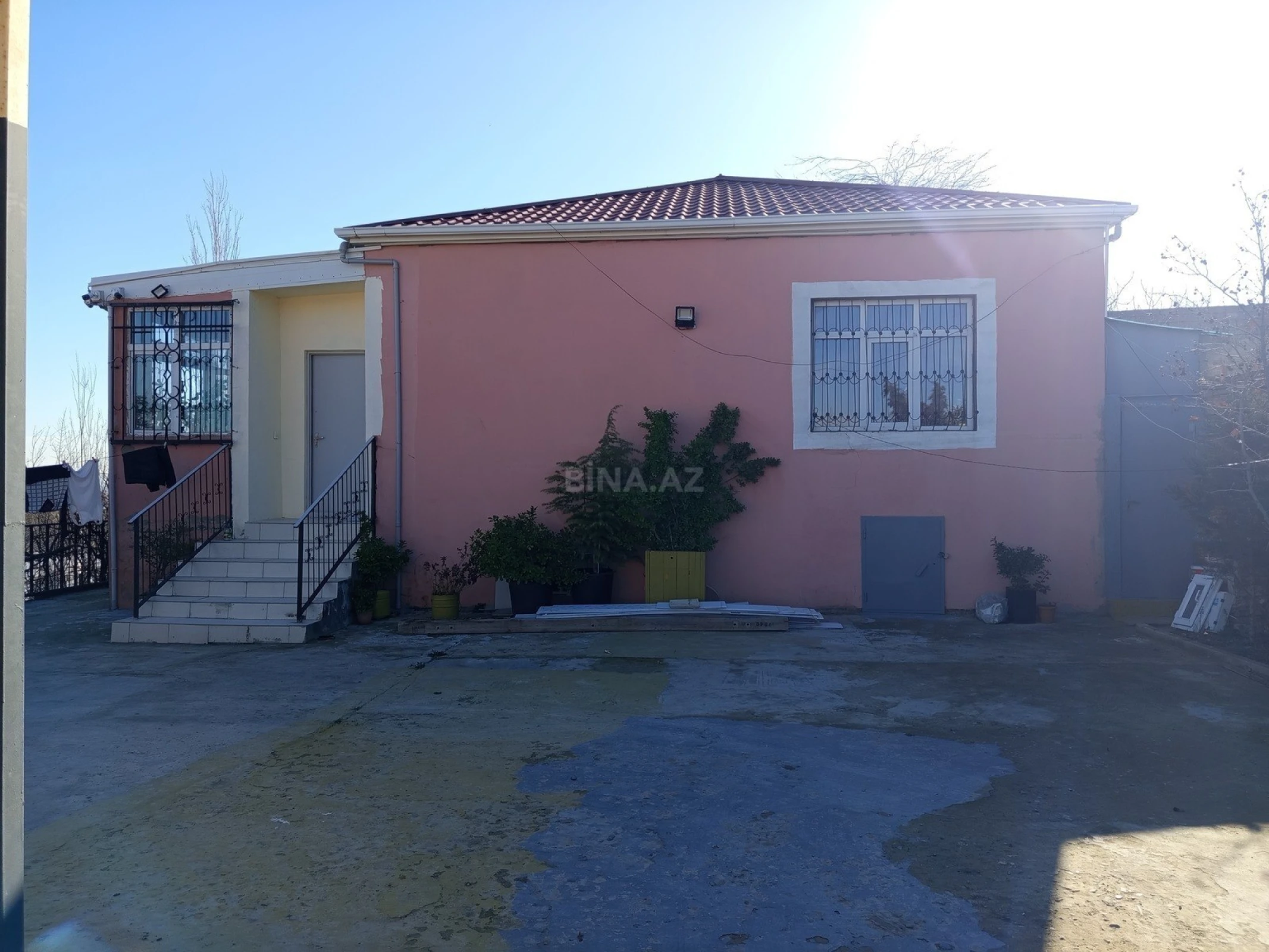 Satılır 4 otaqlı həyət evi 130 m²
