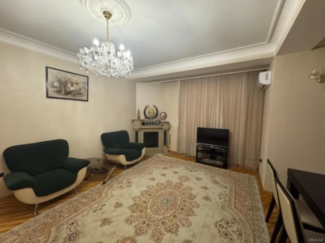 Kirayə verilir 2 otaqlı mənzil 80 m²