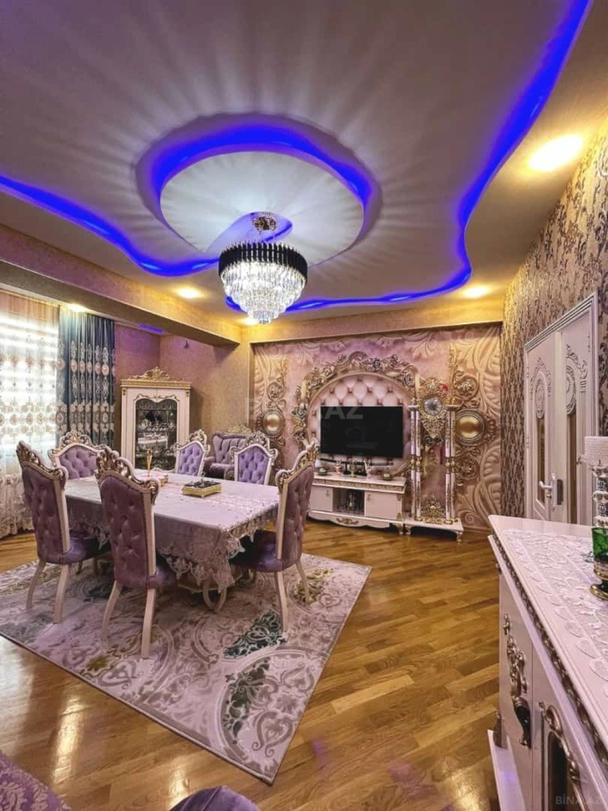 Kirayə verilir 3 otaqlı mənzil 140 m²