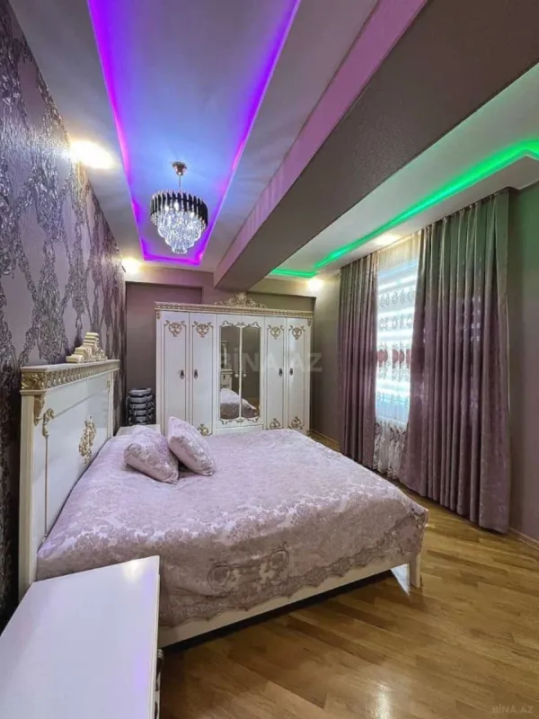 Kirayə verilir 3 otaqlı mənzil 140 m²