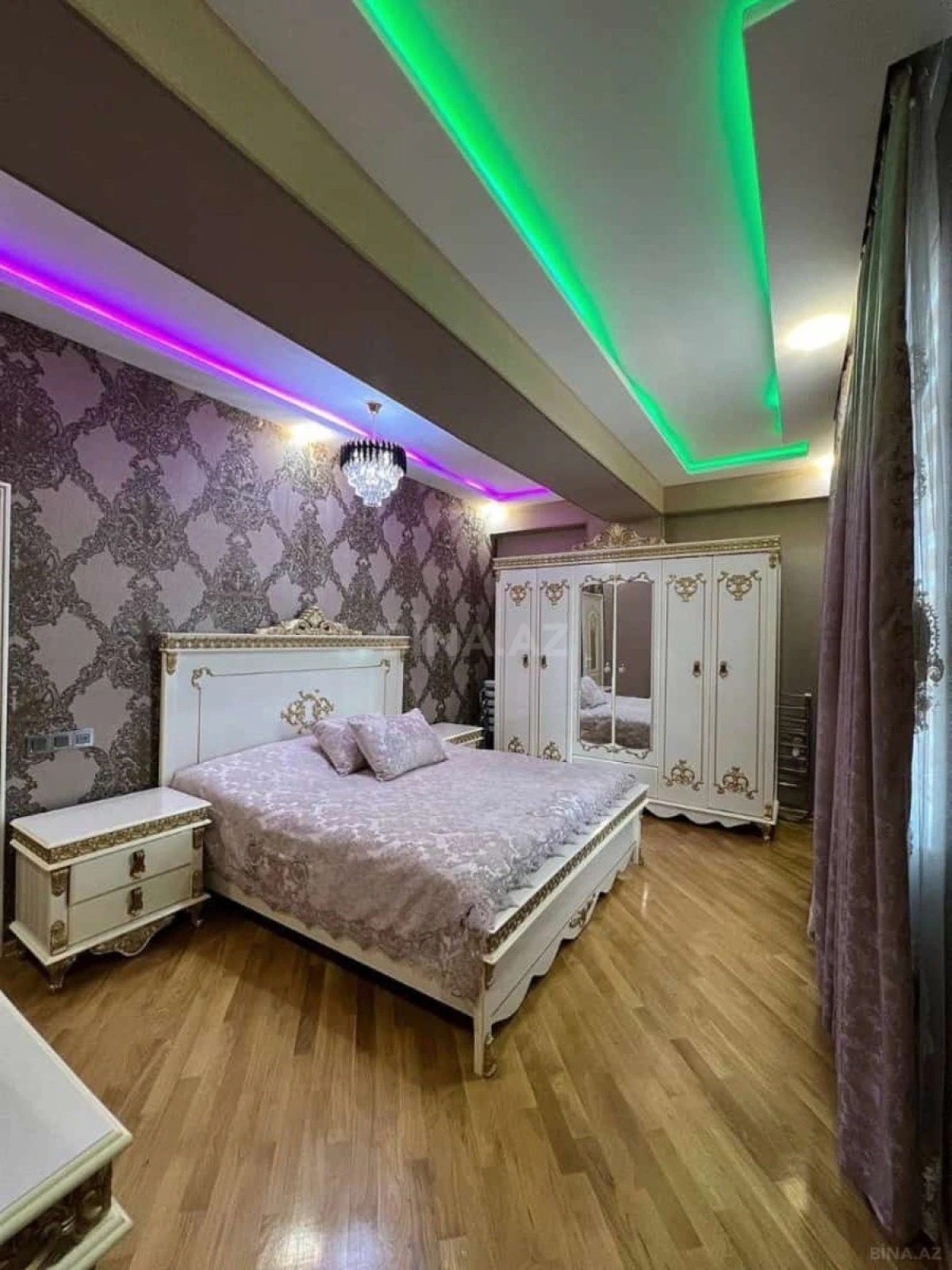 Kirayə verilir 3 otaqlı mənzil 140 m²