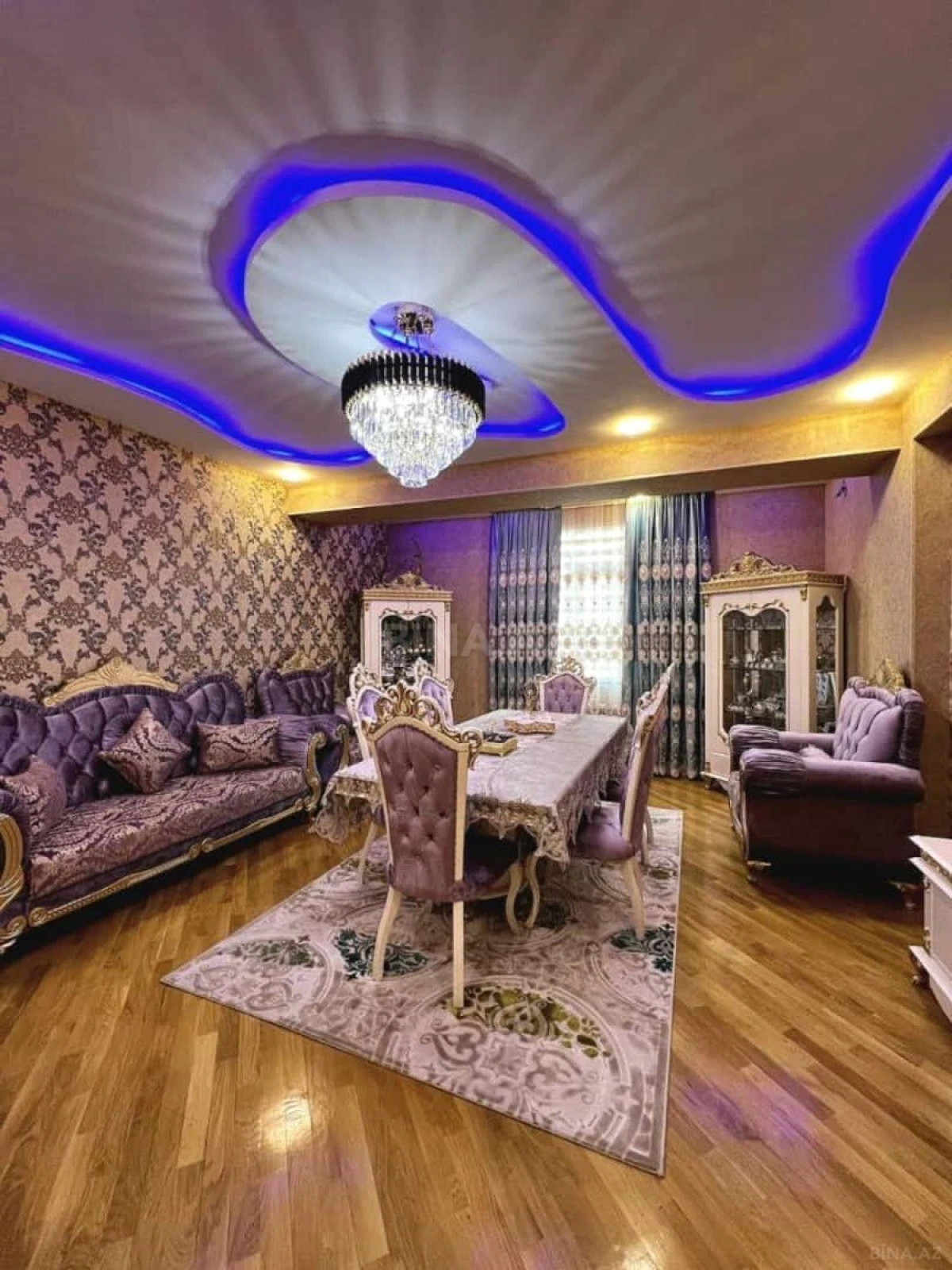 Kirayə verilir 3 otaqlı mənzil 140 m²
