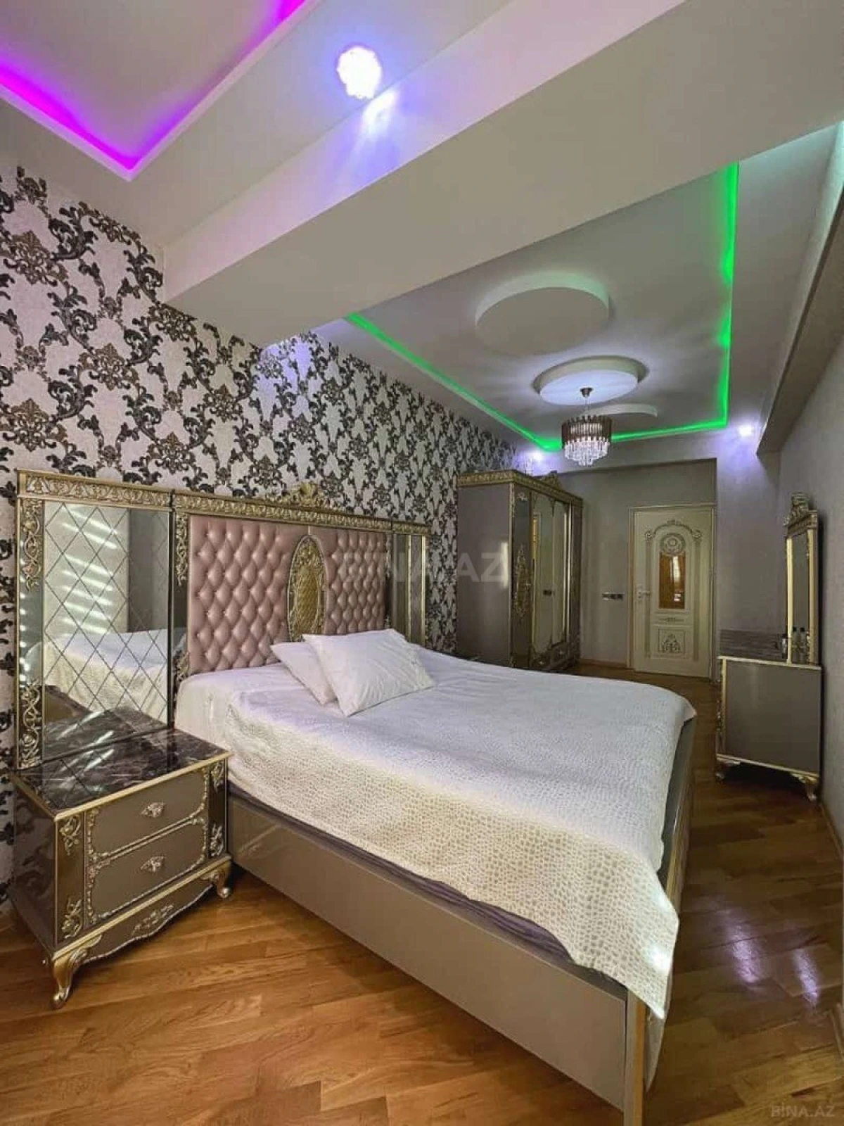 Kirayə verilir 3 otaqlı mənzil 140 m²