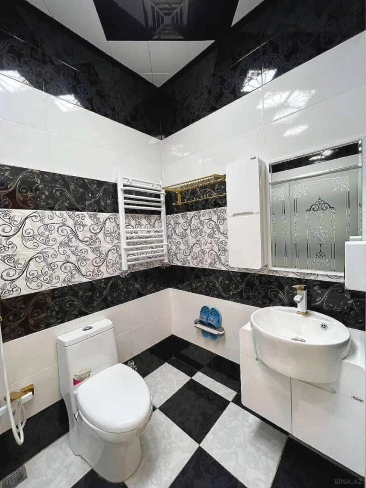 Kirayə verilir 3 otaqlı mənzil 140 m²