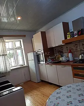 Satılır 7 otaqlı həyət evi 200 m²