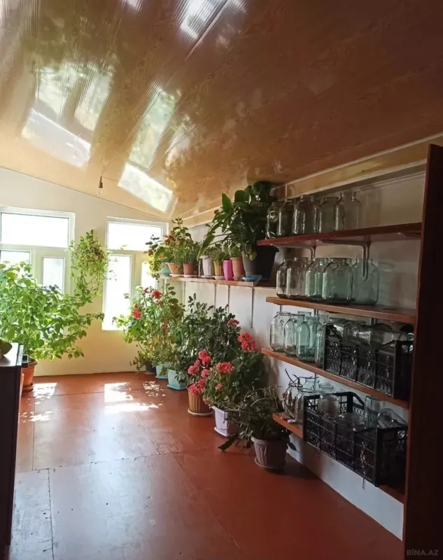 Satılır 7 otaqlı həyət evi 200 m²