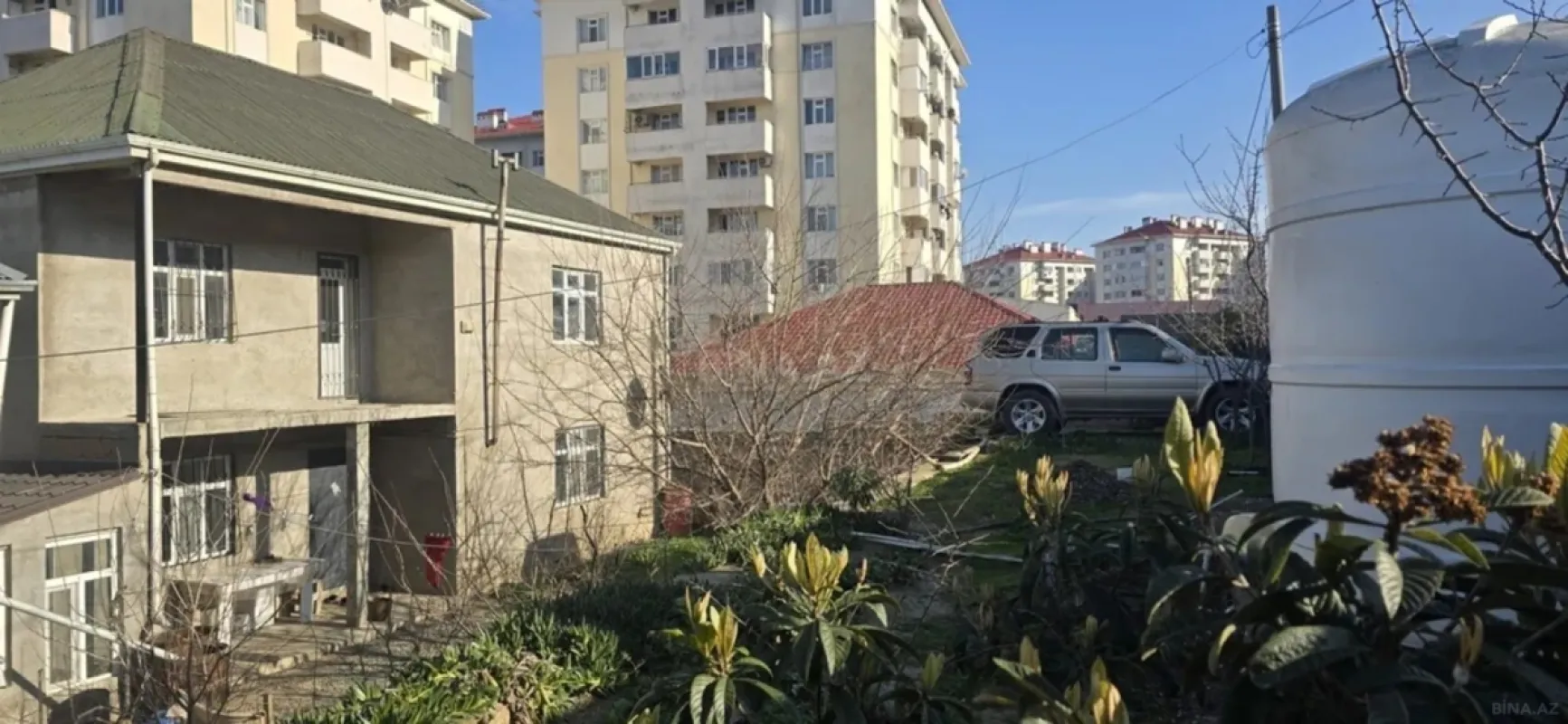 Satılır 7 otaqlı həyət evi 200 m²
