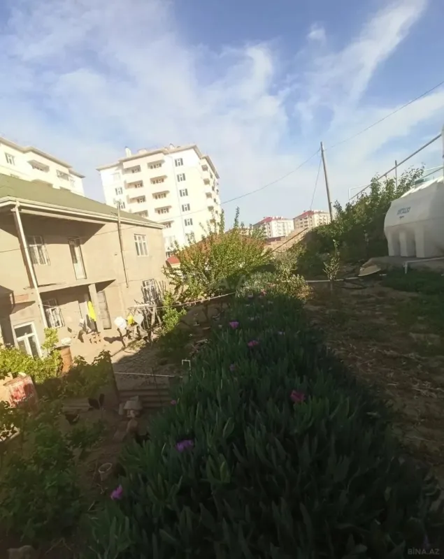 Satılır 7 otaqlı həyət evi 200 m²