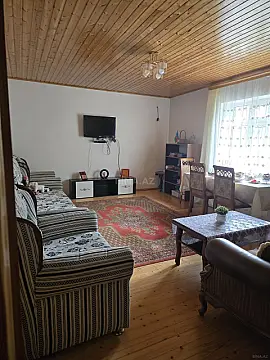 Satılır 7 otaqlı həyət evi 200 m²