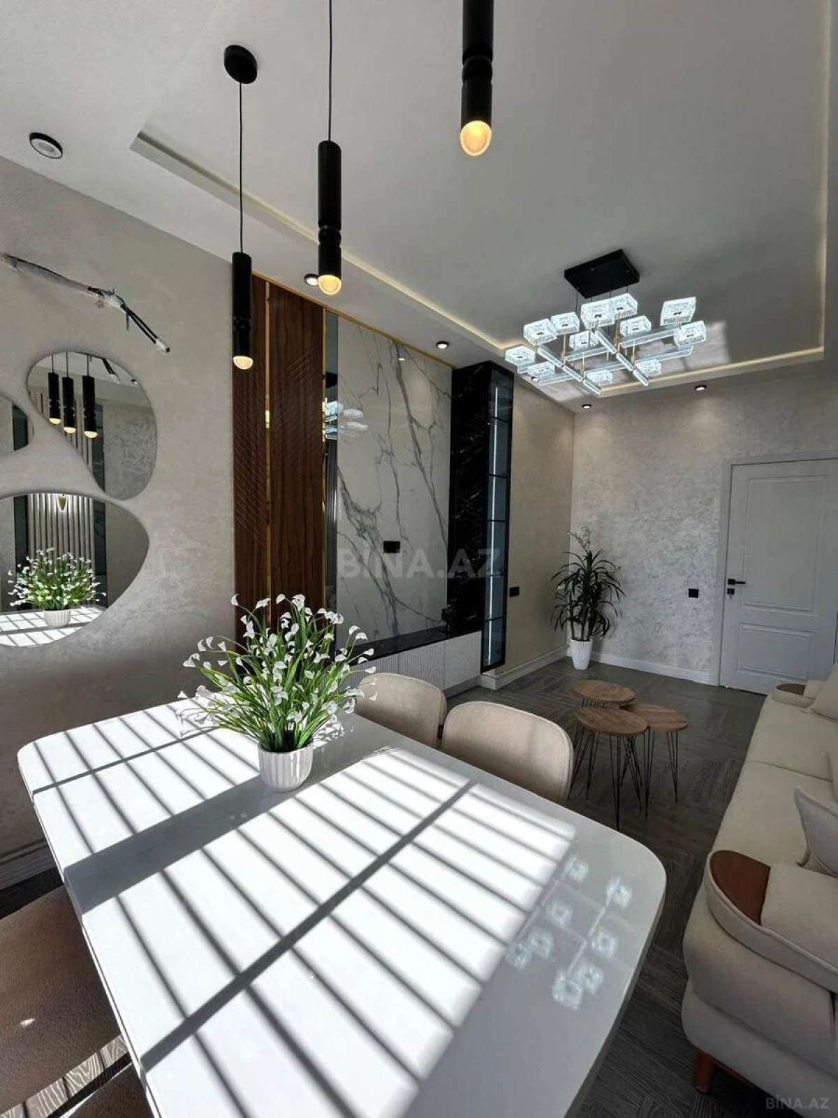 Satılır 2 otaqlı mənzil 65 m²