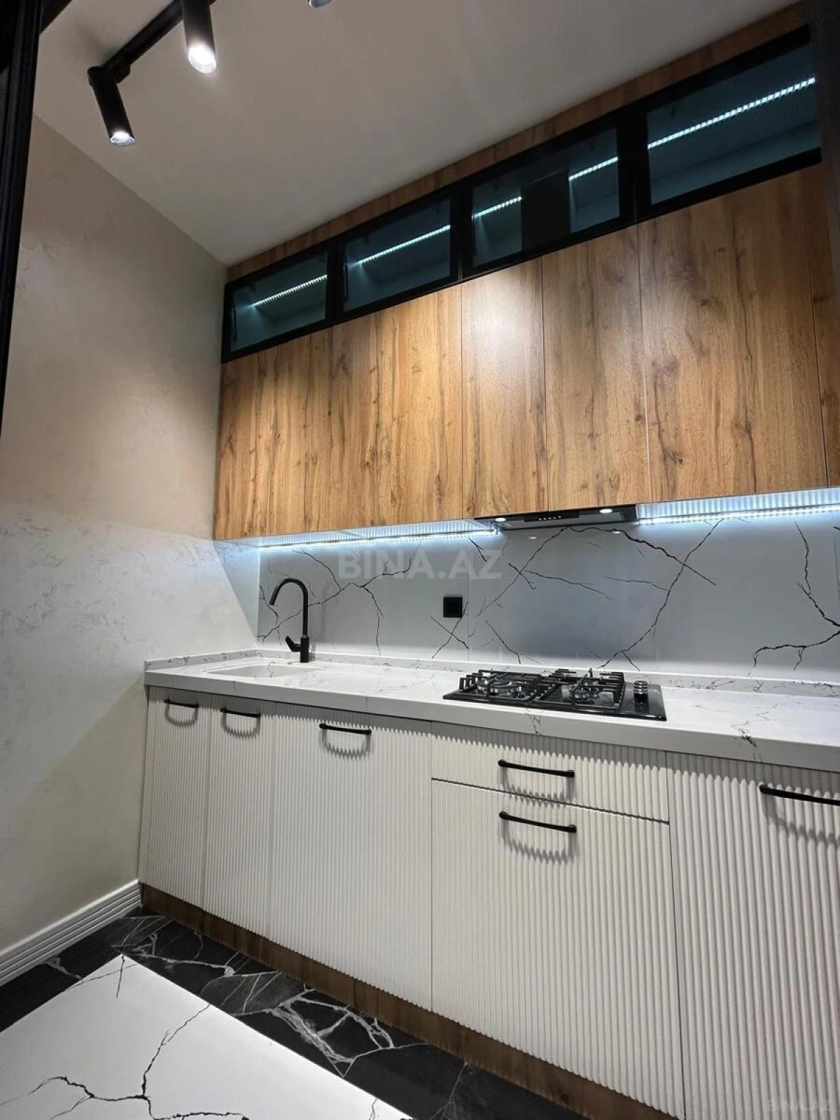 Satılır 2 otaqlı mənzil 65 m²
