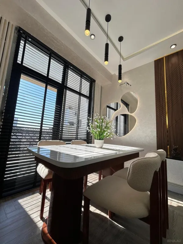 Satılır 2 otaqlı mənzil 65 m²