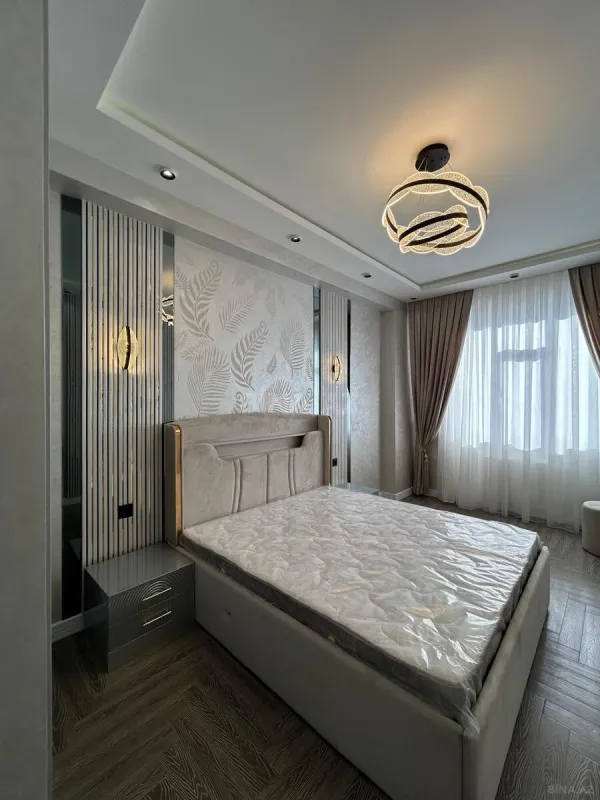 Satılır 2 otaqlı mənzil 65 m²