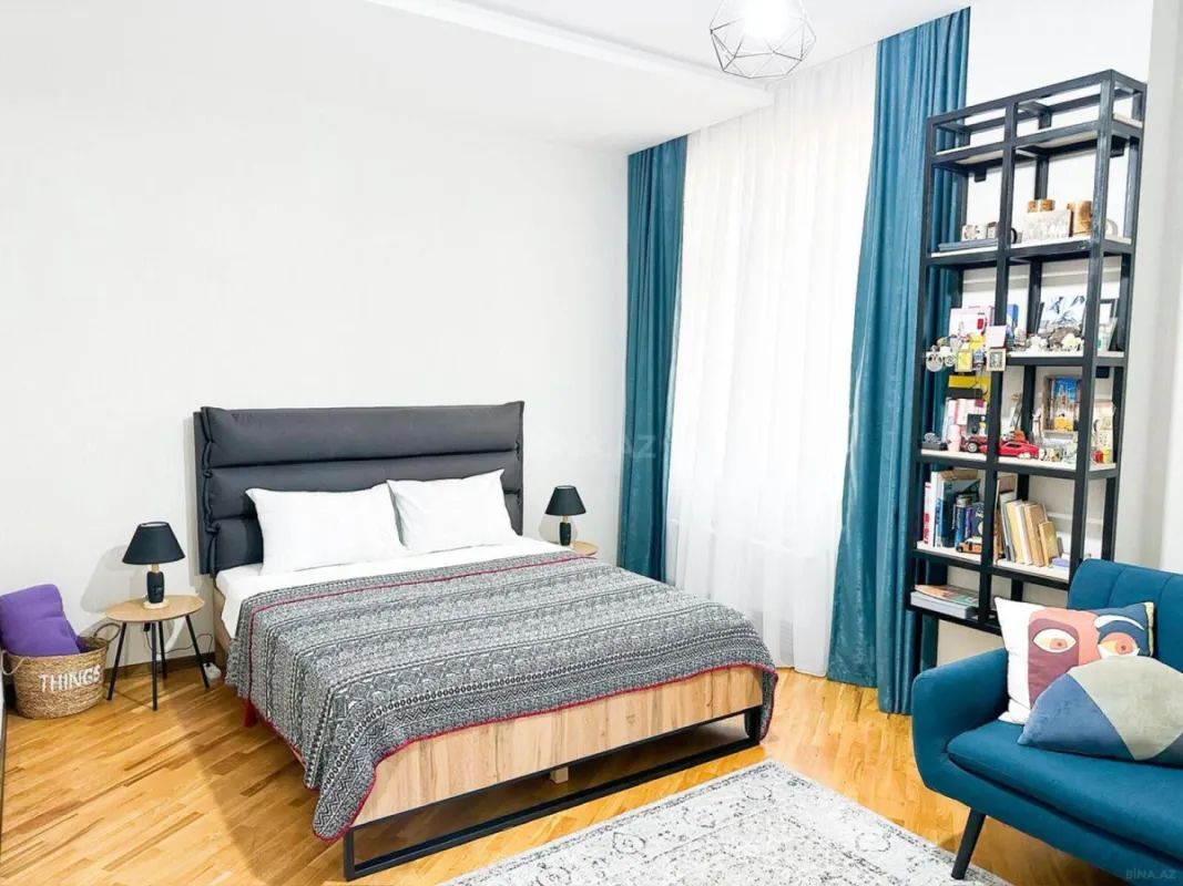 Kirayə verilir 3 otaqlı mənzil 156 m²
