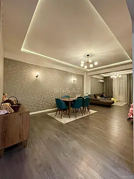Satılır 3 otaqlı mənzil 135 m²