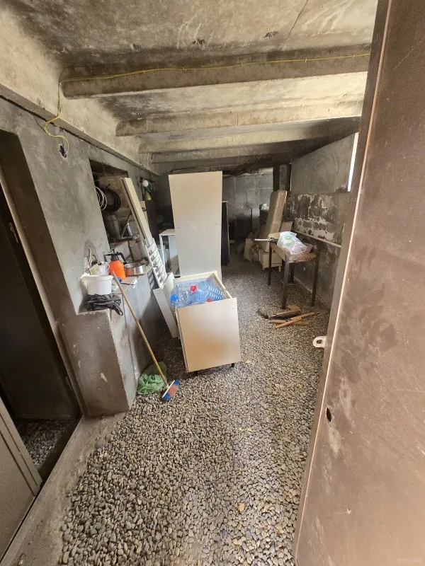 Satılır 4 otaqlı həyət evi 230 m²