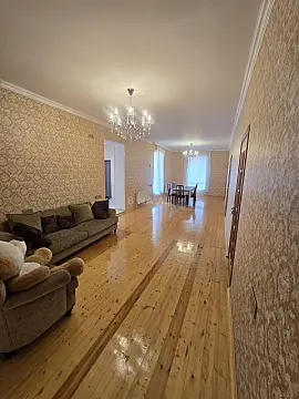 Satılır 4 otaqlı həyət evi 230 m² — Gəncə 4 otaq 230.00 m²