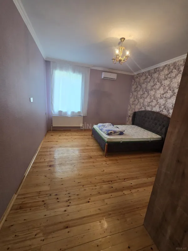 Satılır 4 otaqlı həyət evi 230 m²