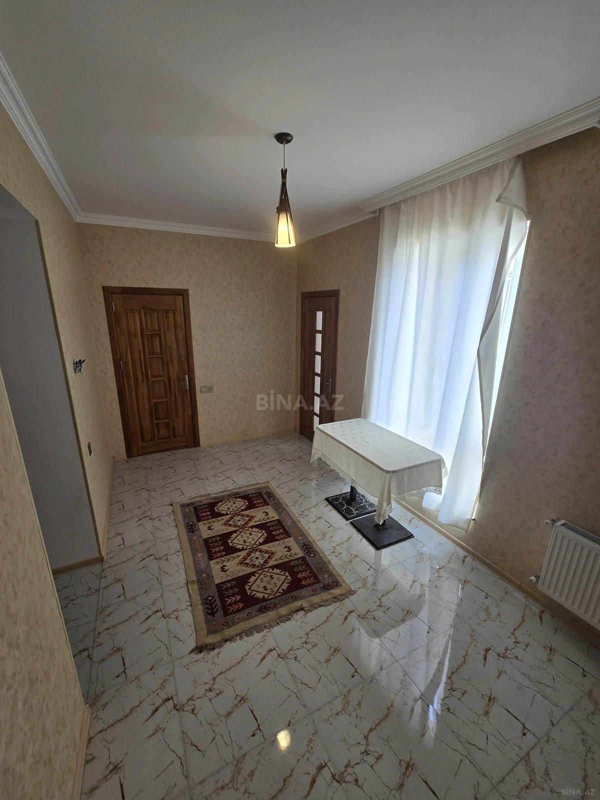 Satılır 4 otaqlı həyət evi 230 m²