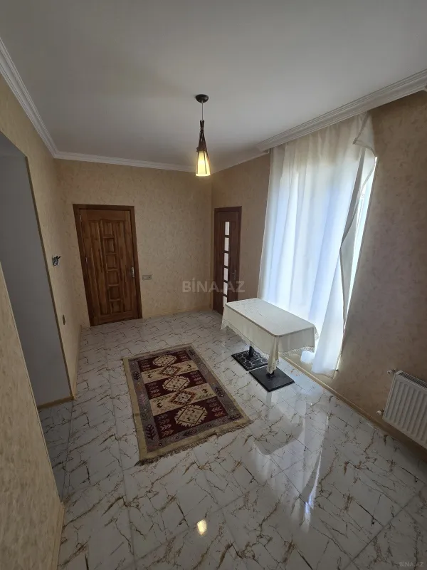 Satılır 4 otaqlı həyət evi 230 m²