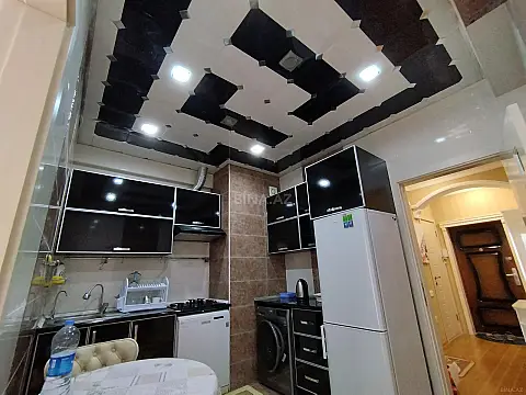 Satılır 2 otaqlı mənzil 55 m²