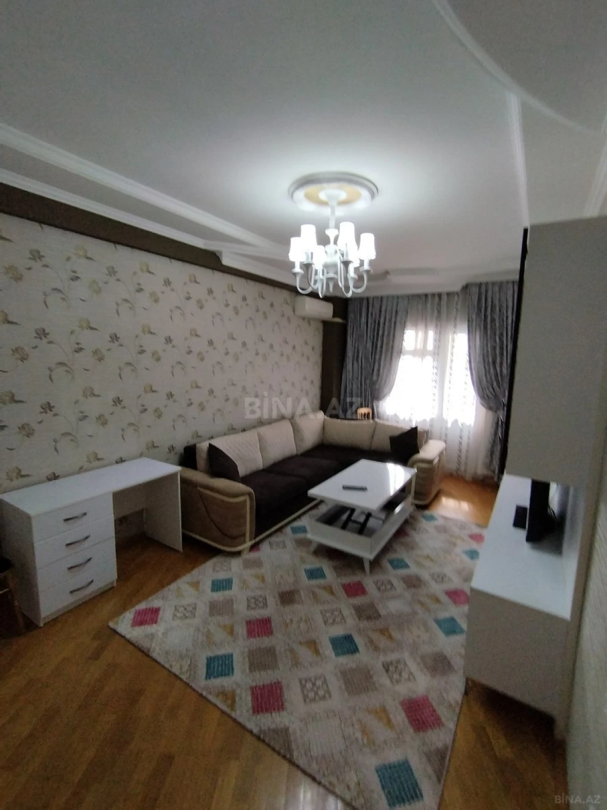 Satılır 2 otaqlı mənzil 55 m²