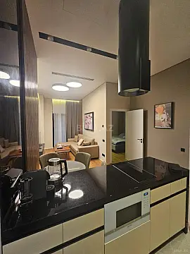 Satılır 2 otaqlı mənzil 84 m²