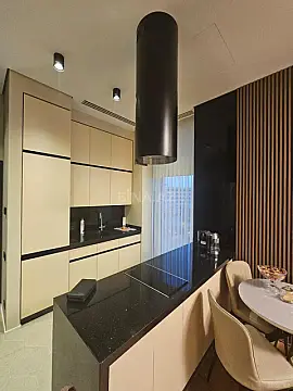 Satılır 2 otaqlı mənzil 84 m²