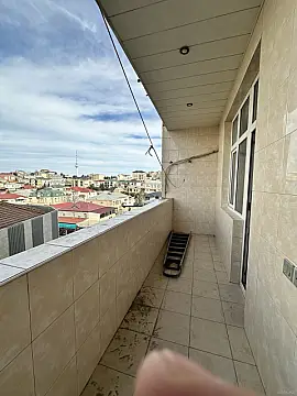 Satılır 3 otaqlı mənzil 122 m²