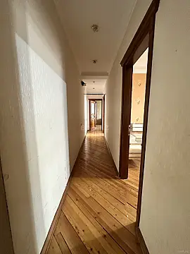 Satılır 3 otaqlı mənzil 122 m²