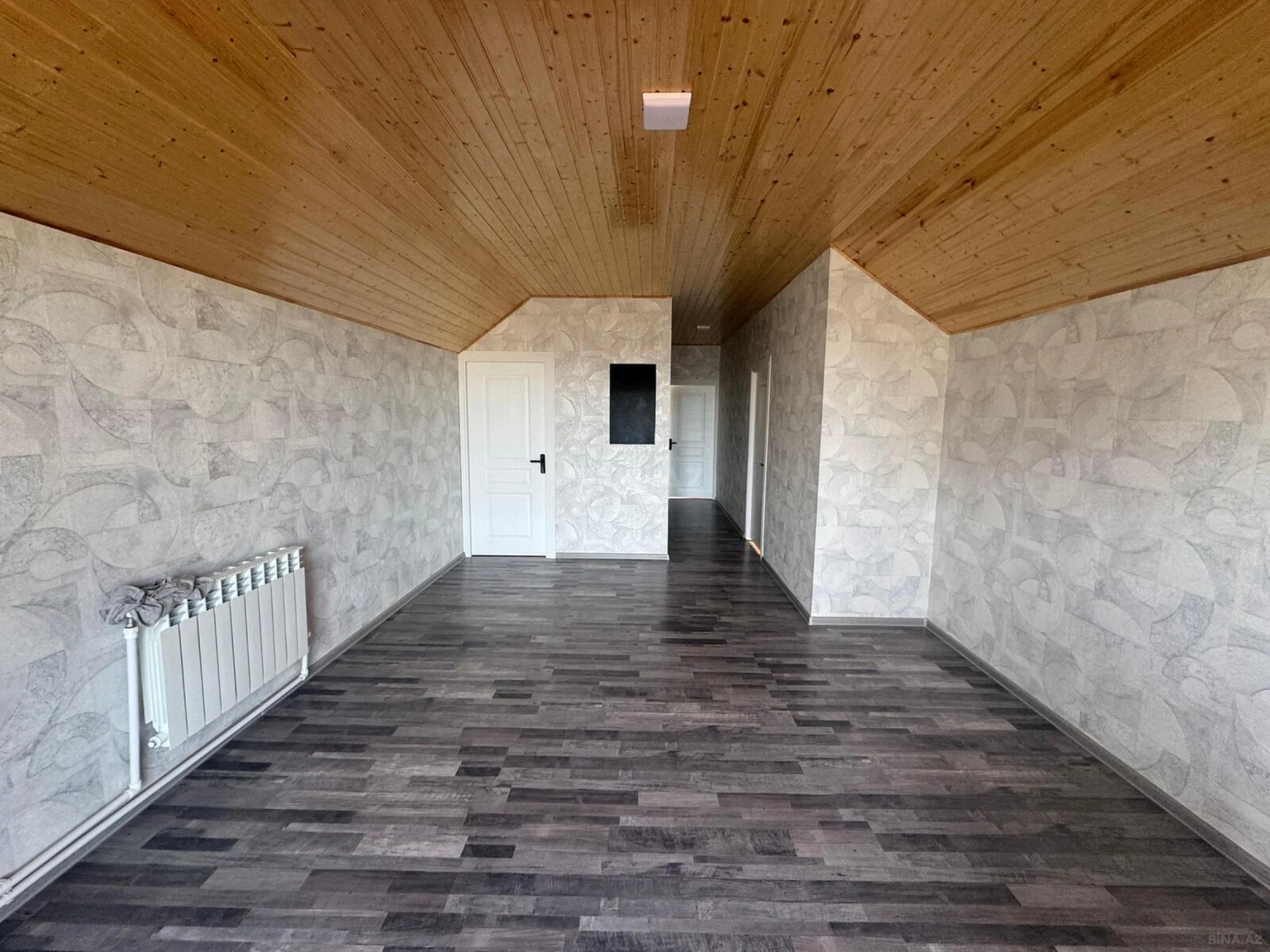 Satılır 7 otaqlı həyət evi 181 m²